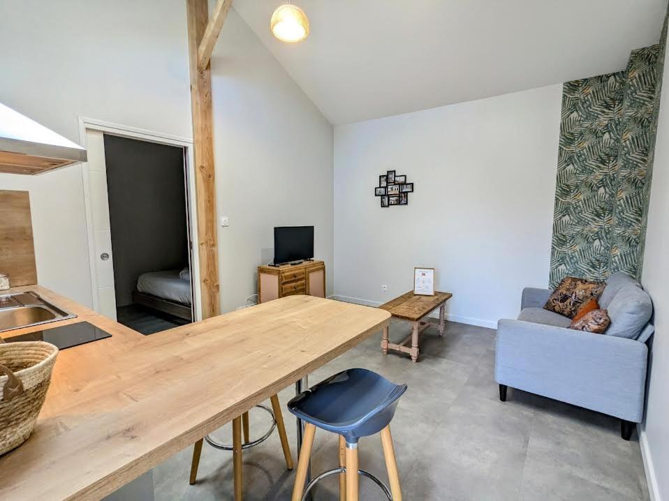 Le Boheme, Sauna & Spa Riorges Dış mekan fotoğraf